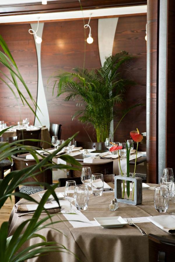 Cottage Logis Hotel - Restaurant Düdelingen Kültér fotó